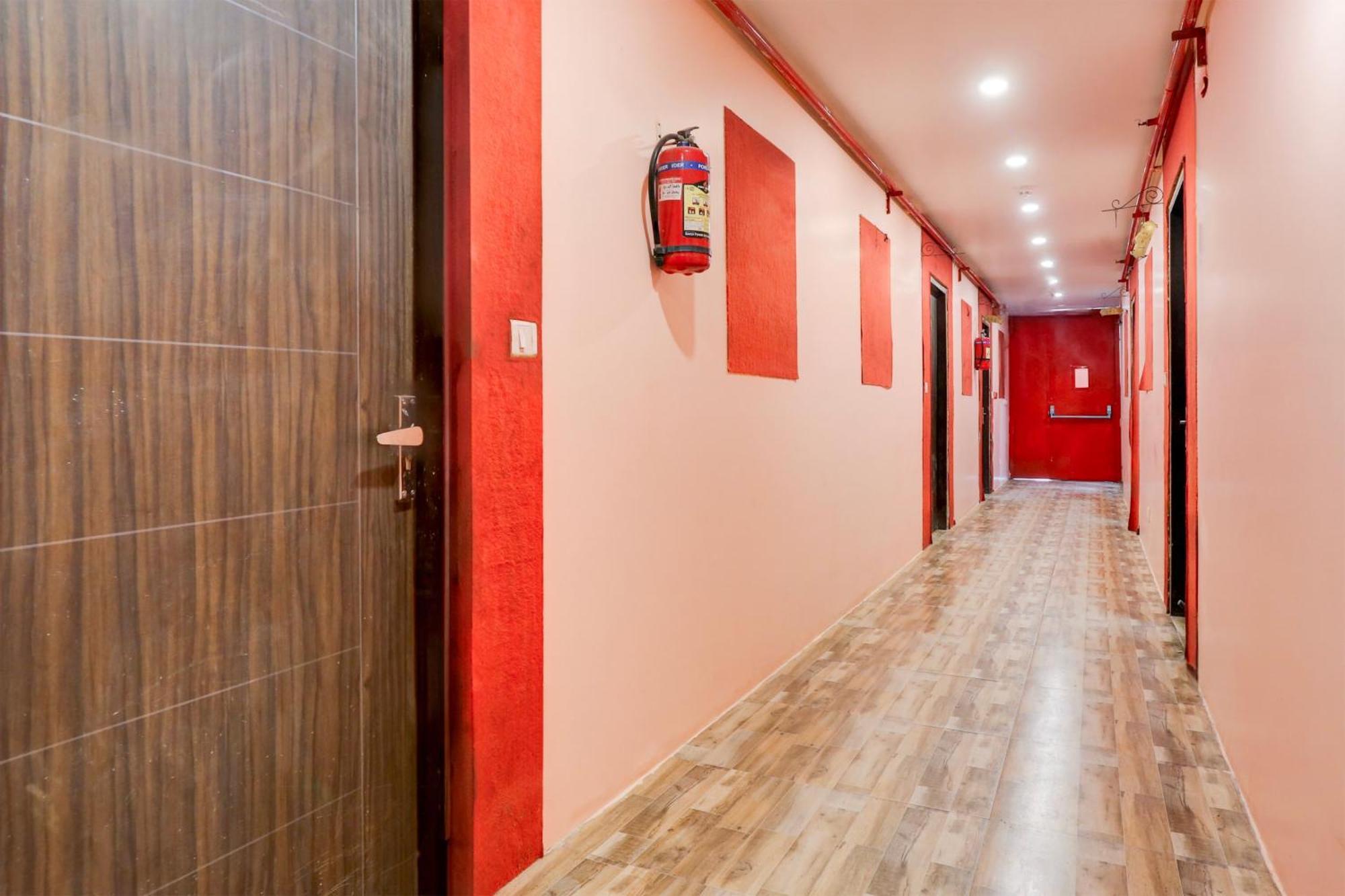 Super Hotel O S J Residency Delhi (National Capital Territory of India) Exterior foto